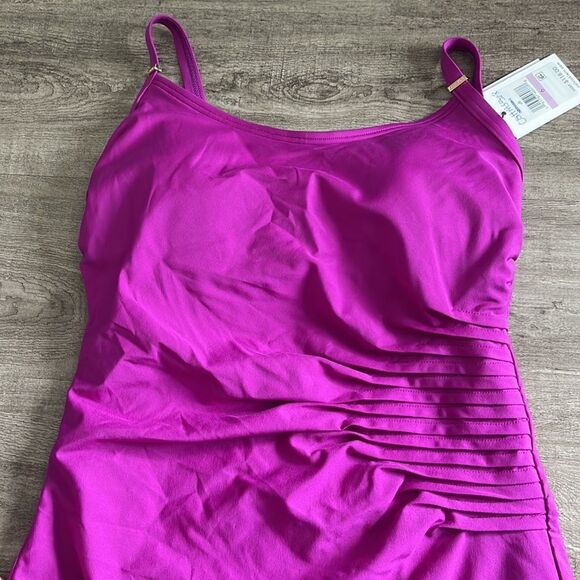 Calvin Klein Women's Starburst Solid One Piece Swimsuit Dragon Fruit - Picture 2 of 4